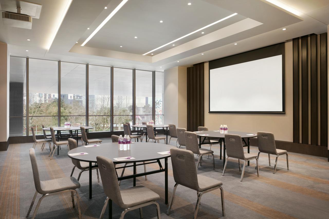Hyatt Place Shanghai Tianshan Plaza Екстер'єр фото